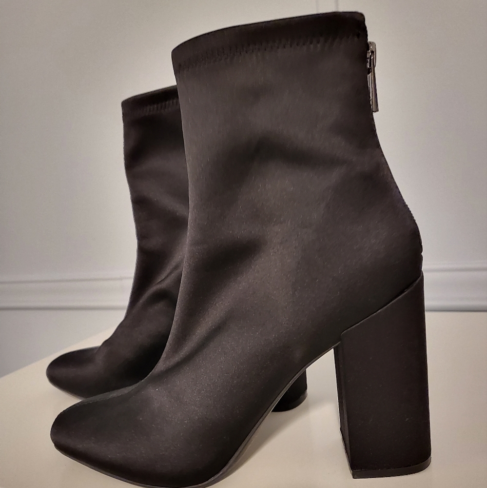 Women's boots